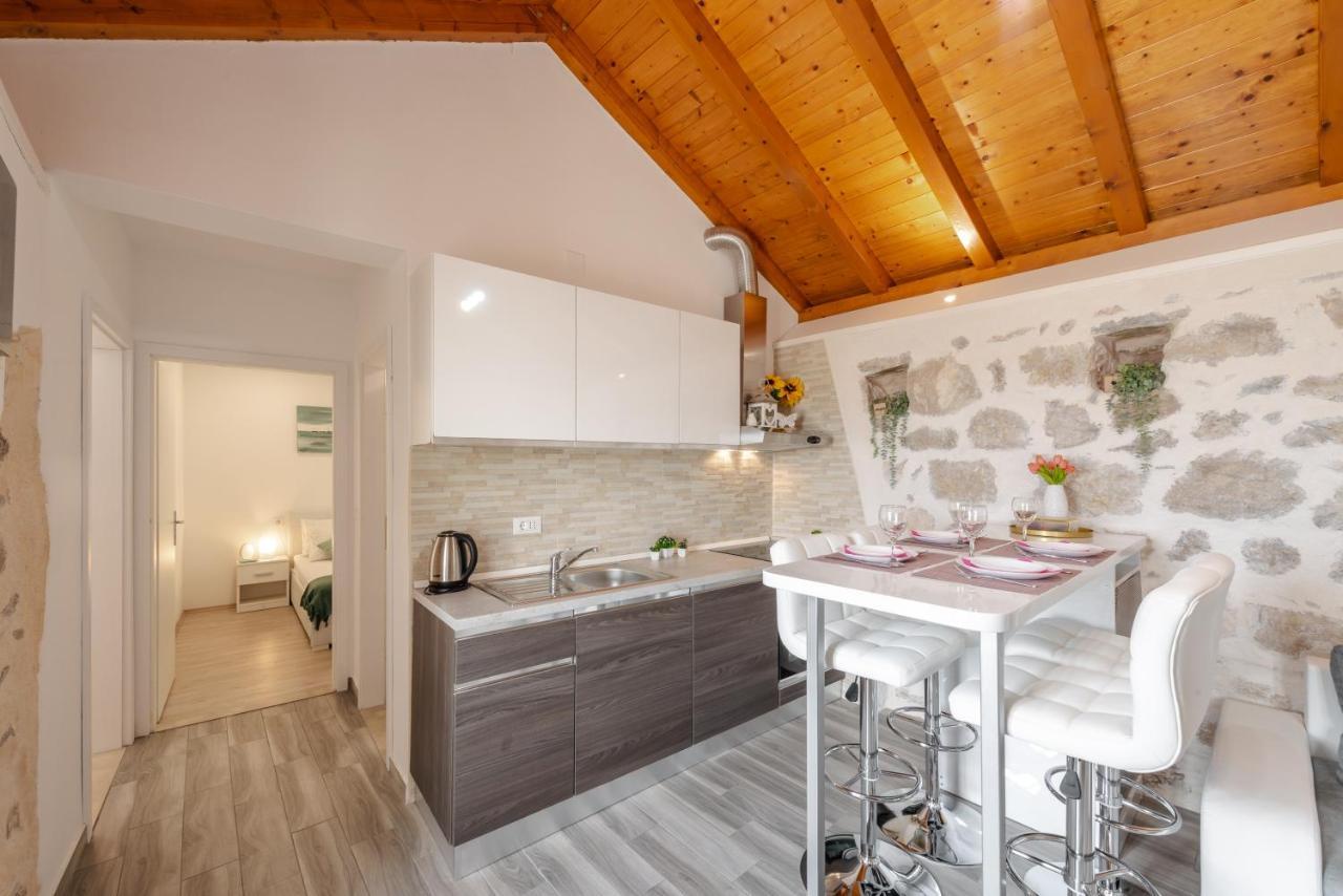 Buici Little Stone Houseアパートメント エクステリア 写真
