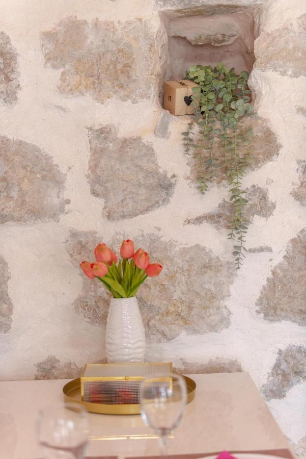 Buici Little Stone Houseアパートメント エクステリア 写真