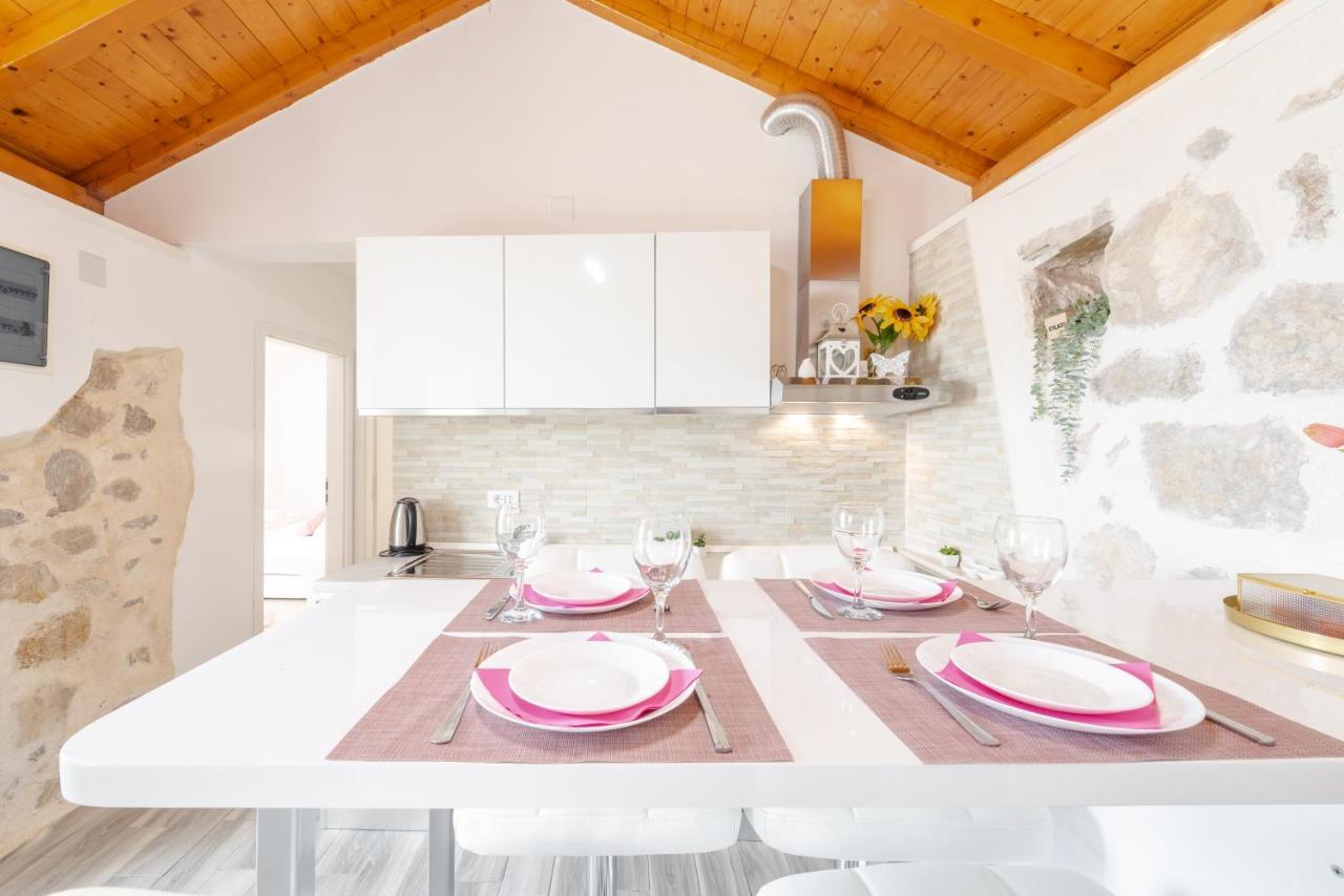 Buici Little Stone Houseアパートメント エクステリア 写真