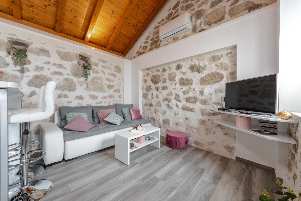 Buici Little Stone Houseアパートメント エクステリア 写真